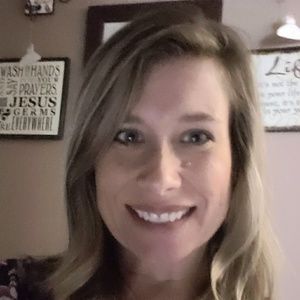 Meet your Posher, Angie